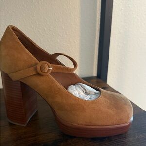 Jeffrey Campbell Tan Platform Mary Jane Heels